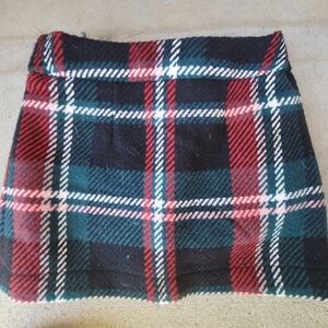 2t/3t Like New Plaid Mini Skirt - Black, Red, Green